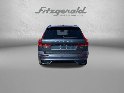 2024 Volvo XC60 B5 Plus Dark Theme