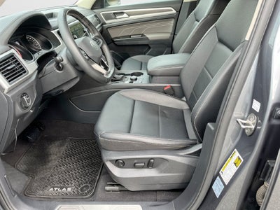 2021 Volkswagen Atlas 3.6L V6 SE w/Technology