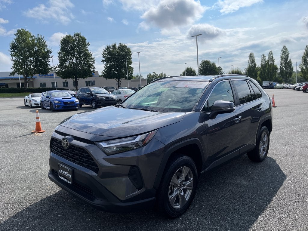 2025 Toyota RAV4 XLE