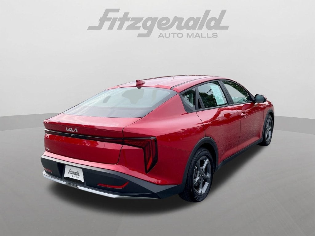 2025 Kia K4 LXS
