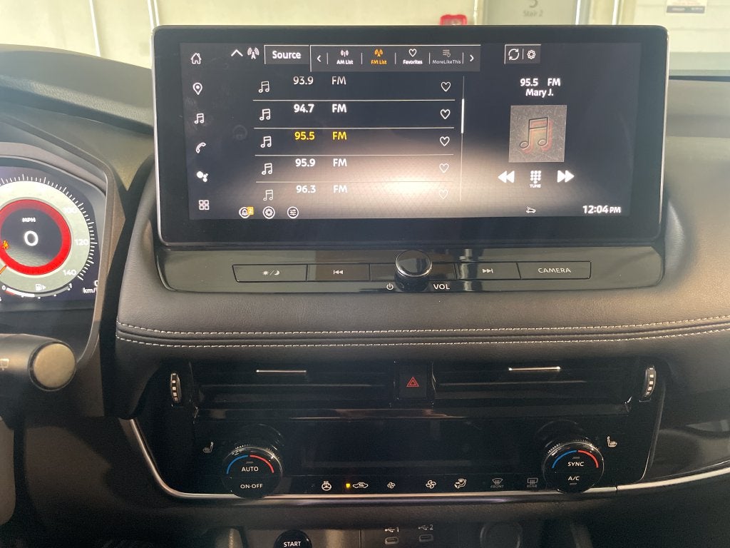 2026 Nissan Rogue SL