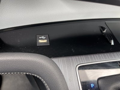 2025 Toyota Sienna XLE 8 Passenger