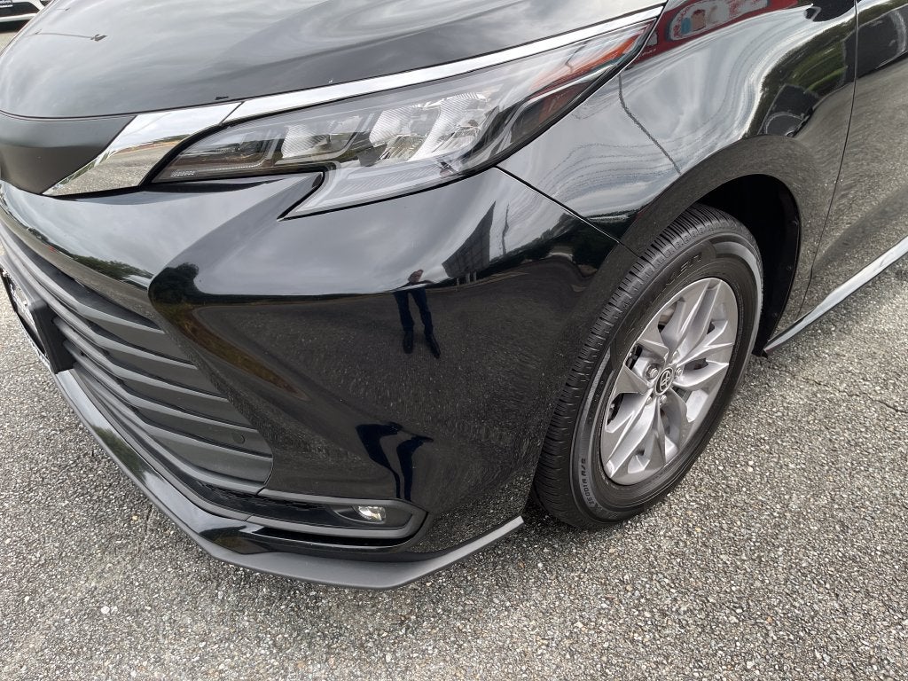 2025 Toyota Sienna XLE 8 Passenger