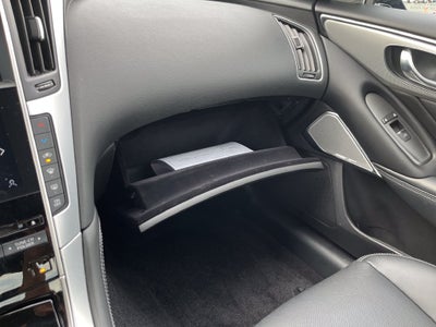 2022 INFINITI Q50 LUXE