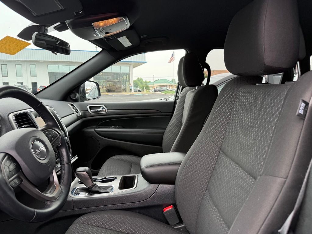 2020 Jeep Grand Cherokee Laredo E 4x4