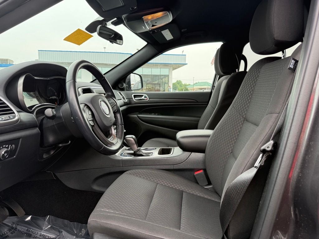 2020 Jeep Grand Cherokee Laredo E 4x4