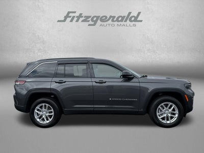 2025 Jeep Grand Cherokee Laredo X 4x4