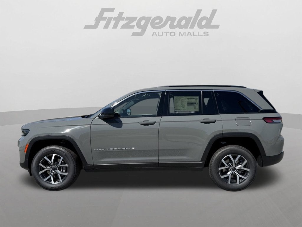 2027 Jeep Grand Cherokee Laredo X