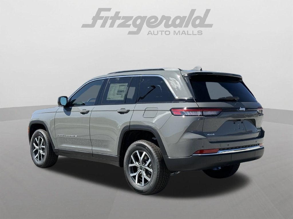 2027 Jeep Grand Cherokee Laredo X