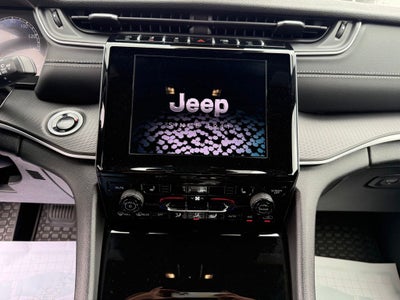 2025 Jeep Grand Cherokee L Laredo 4x4