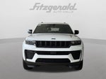 2027 Jeep Grand Cherokee Laredo Altitude