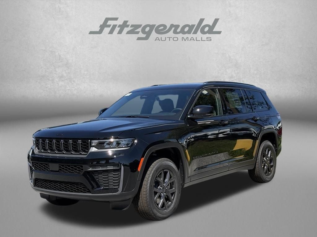 2027 Jeep Grand Cherokee Laredo Altitude