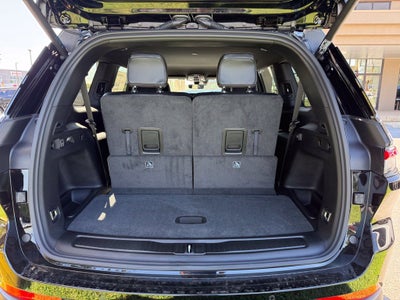 2027 Jeep Grand Cherokee Laredo Altitude