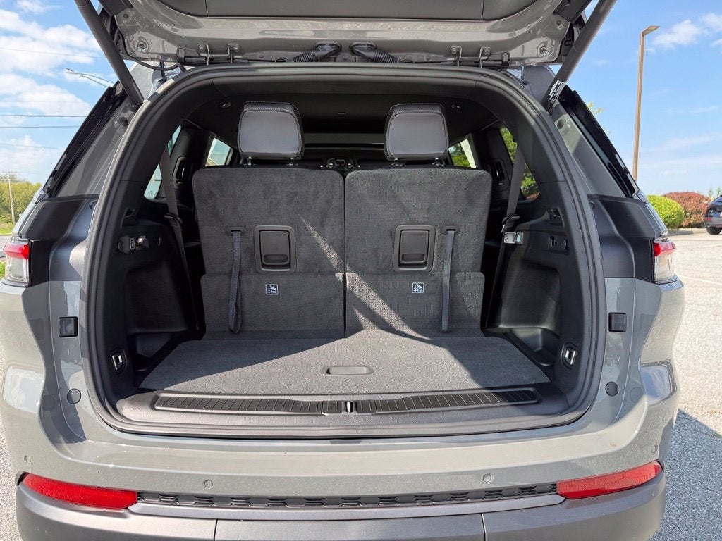 2027 Jeep Grand Cherokee L Laredo Altitude