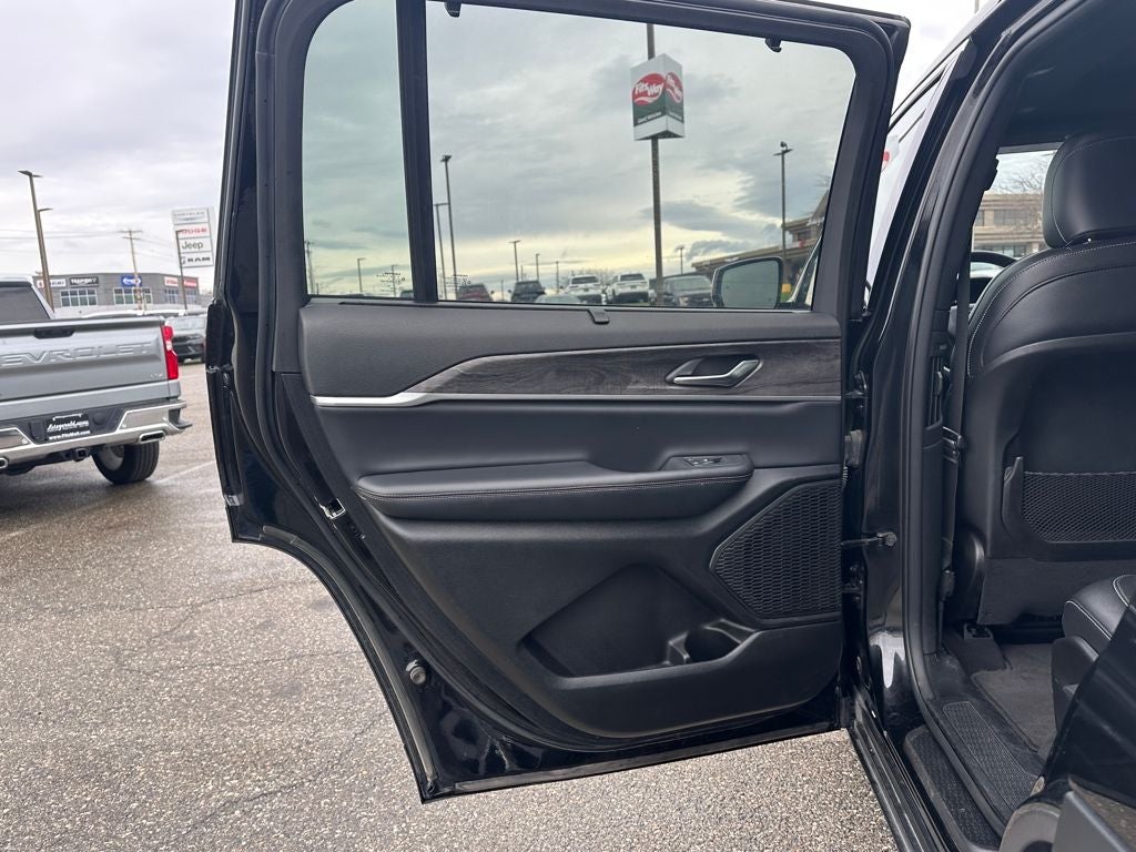 2024 Jeep Grand Cherokee L Limited 4x4