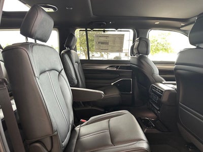 2026 Jeep Grand Wagoneer GRAND WAGONEER L LIMITED RESERVE 4X4