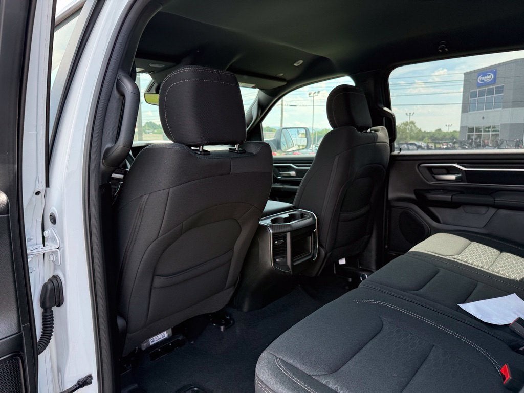 2026 RAM 1500 Big Horn Crew Cab 4x4 5'7' Box