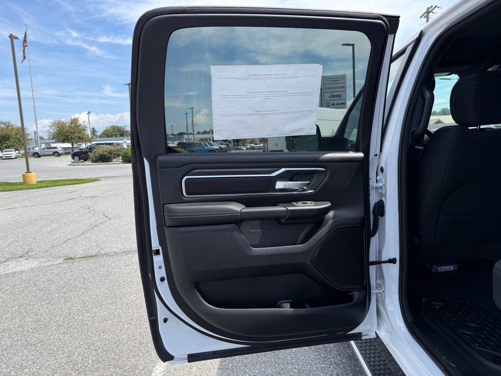 2026 RAM 1500 Big Horn Crew Cab 4x4 5'7' Box