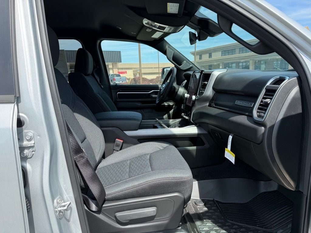 2026 RAM 1500 Big Horn Crew Cab 4x4 5'7' Box