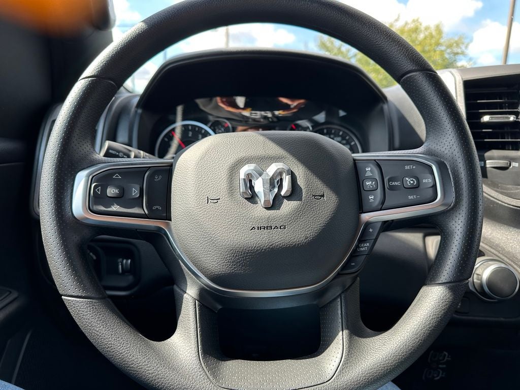 2026 RAM Ram 1500 RAM 1500 TRADESMAN CREW CAB 4X4 5'7' BOX