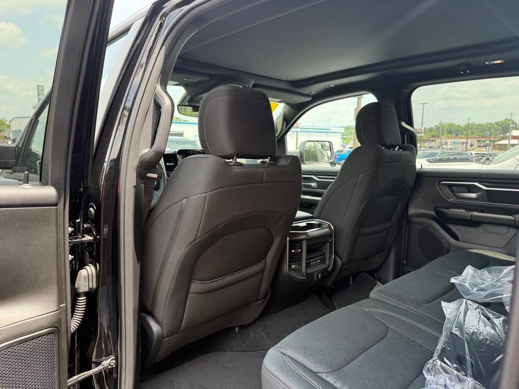 2026 RAM Ram 1500 RAM 1500 BIG HORN CREW CAB 4X4 6'4' BOX