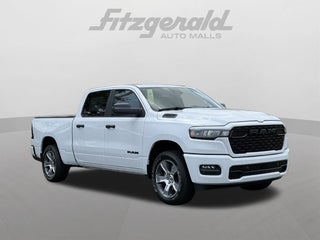 2026 RAM 1500 RAM 1500 EXPRESS CREW CAB 4X4 6'4' BOX