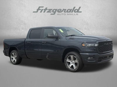 2026 RAM 1500 RAM 1500 EXPRESS CREW CAB 4X4 6'4' BOX