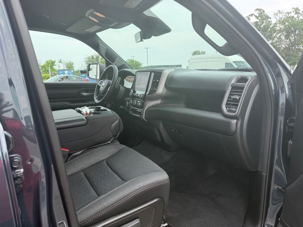 2026 RAM 1500 RAM 1500 EXPRESS CREW CAB 4X4 6'4' BOX