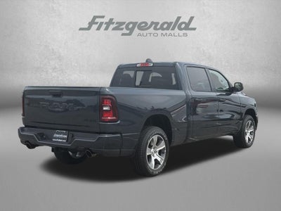 2026 RAM 1500 RAM 1500 EXPRESS CREW CAB 4X4 6'4' BOX