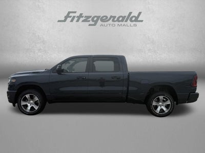 2026 RAM 1500 RAM 1500 EXPRESS CREW CAB 4X4 6'4' BOX