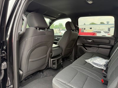 2026 RAM Ram 1500 RAM 1500 EXPRESS CREW CAB 4X4 6'4' BOX