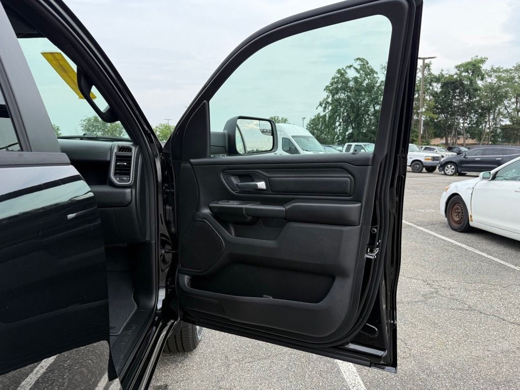 2026 RAM Ram 1500 RAM 1500 EXPRESS CREW CAB 4X4 6'4' BOX