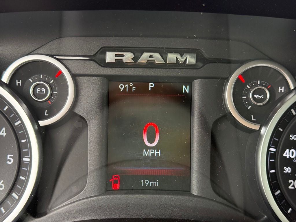 2026 RAM Ram 1500 RAM 1500 EXPRESS CREW CAB 4X4 6'4' BOX