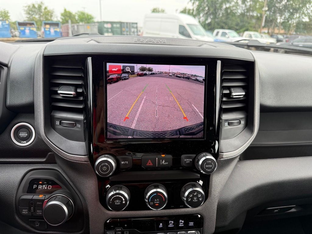 2026 RAM Ram 1500 RAM 1500 EXPRESS CREW CAB 4X4 6'4' BOX