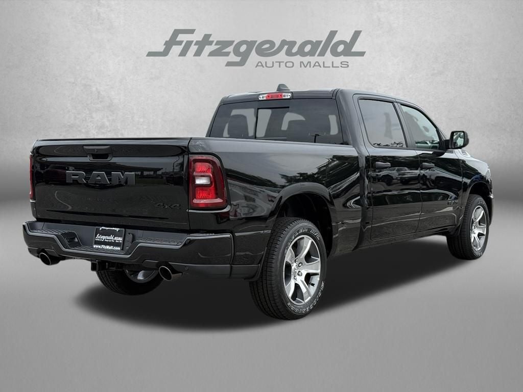 2026 RAM Ram 1500 RAM 1500 EXPRESS CREW CAB 4X4 6'4' BOX