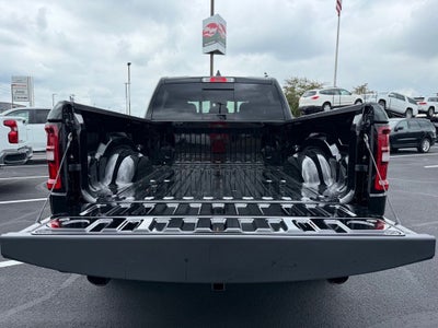2026 RAM Ram 1500 RAM 1500 EXPRESS CREW CAB 4X4 6'4' BOX
