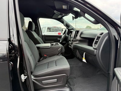 2026 RAM Ram 1500 RAM 1500 EXPRESS CREW CAB 4X4 6'4' BOX