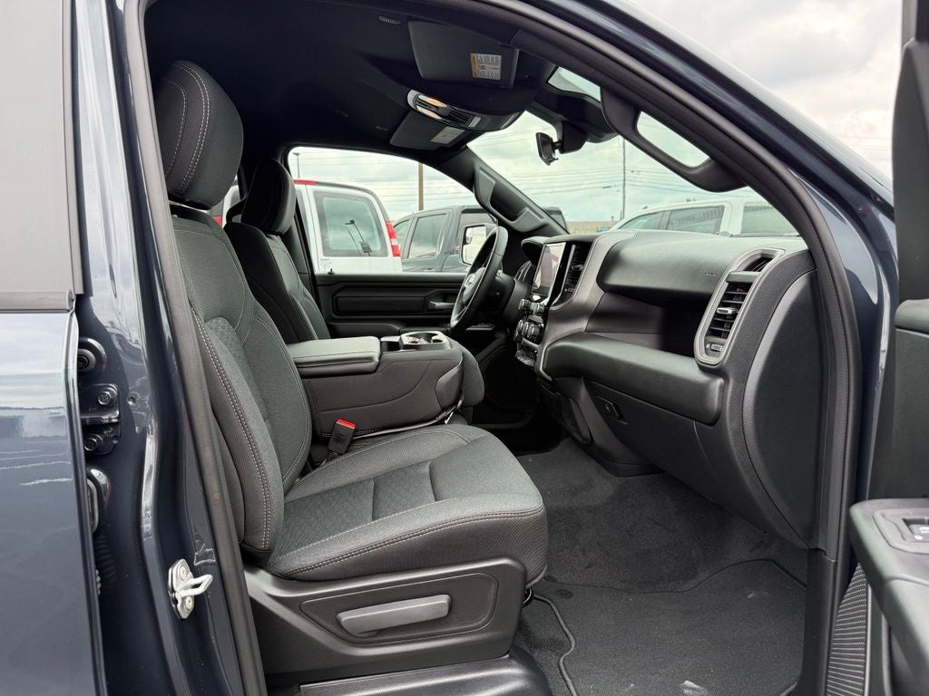 2026 RAM Ram 1500 RAM 1500 EXPRESS CREW CAB 4X4 6'4' BOX
