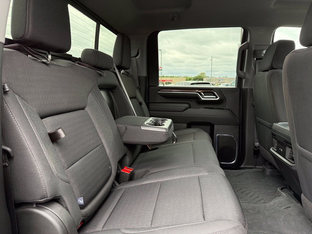 2024 Chevrolet Silverado 3500HD 4WD Crew Cab Standard Bed LT