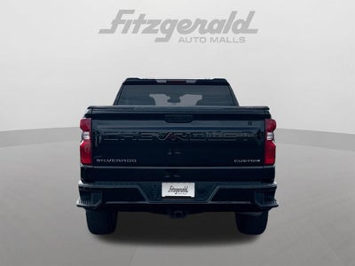 2023 Chevrolet Silverado 1500 4WD Crew Cab Short Bed Custom