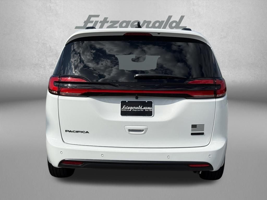 2027 Chrysler Pacifica PACIFICA SELECT