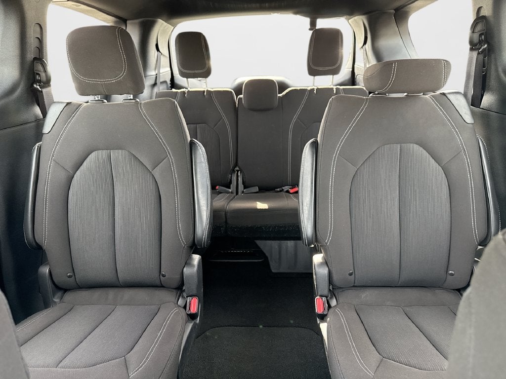 2024 Chrysler Pacifica Touring