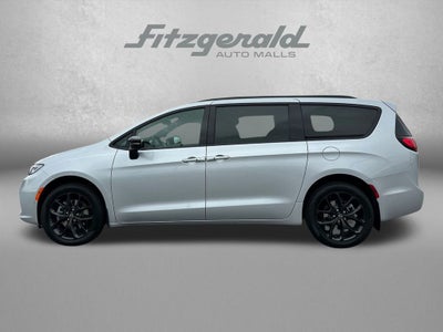 2026 Chrysler Pacifica PACIFICA LIMITED AWD