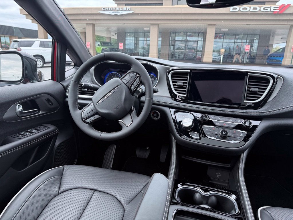 2027 Chrysler Pacifica PACIFICA LIMITED AWD
