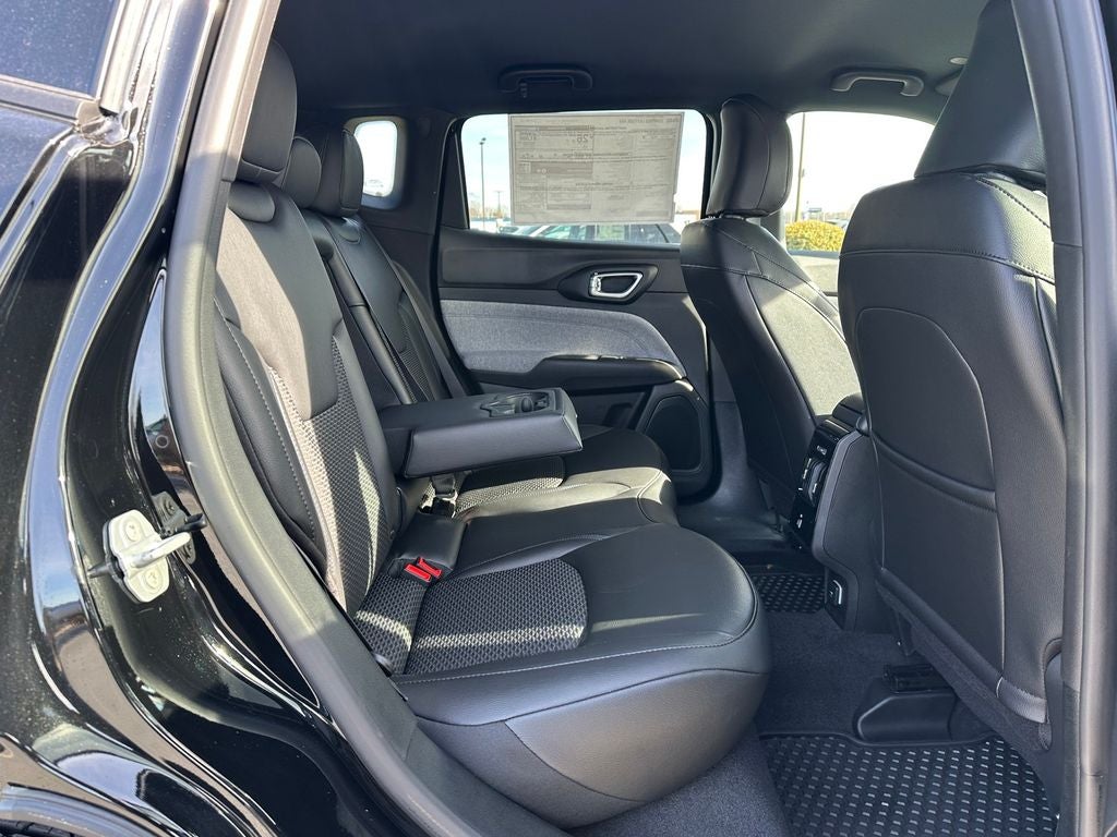 2026 Jeep Compass COMPASS LATITUDE 4X4