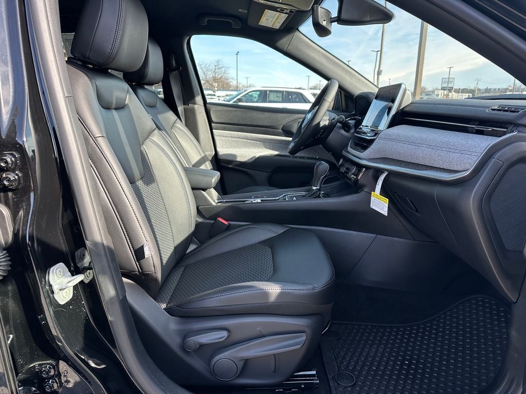 2026 Jeep Compass COMPASS LATITUDE 4X4