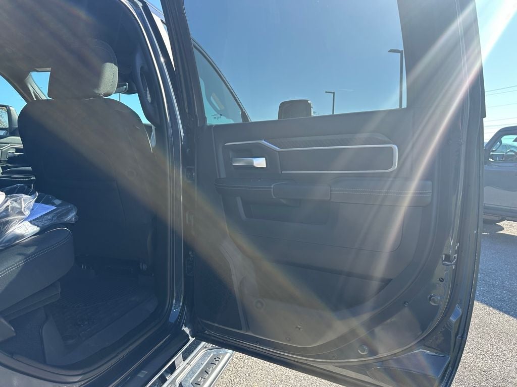 2026 RAM Ram 3500 RAM 3500 BIG HORN CREW CAB 4X4 8' BOX