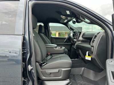 2026 RAM Ram 2500 RAM 2500 BLACK EXPRESS CREW CAB 4X4 6'4' BOX