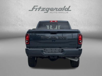 2026 RAM Ram 2500 RAM 2500 BLACK EXPRESS CREW CAB 4X4 6'4' BOX