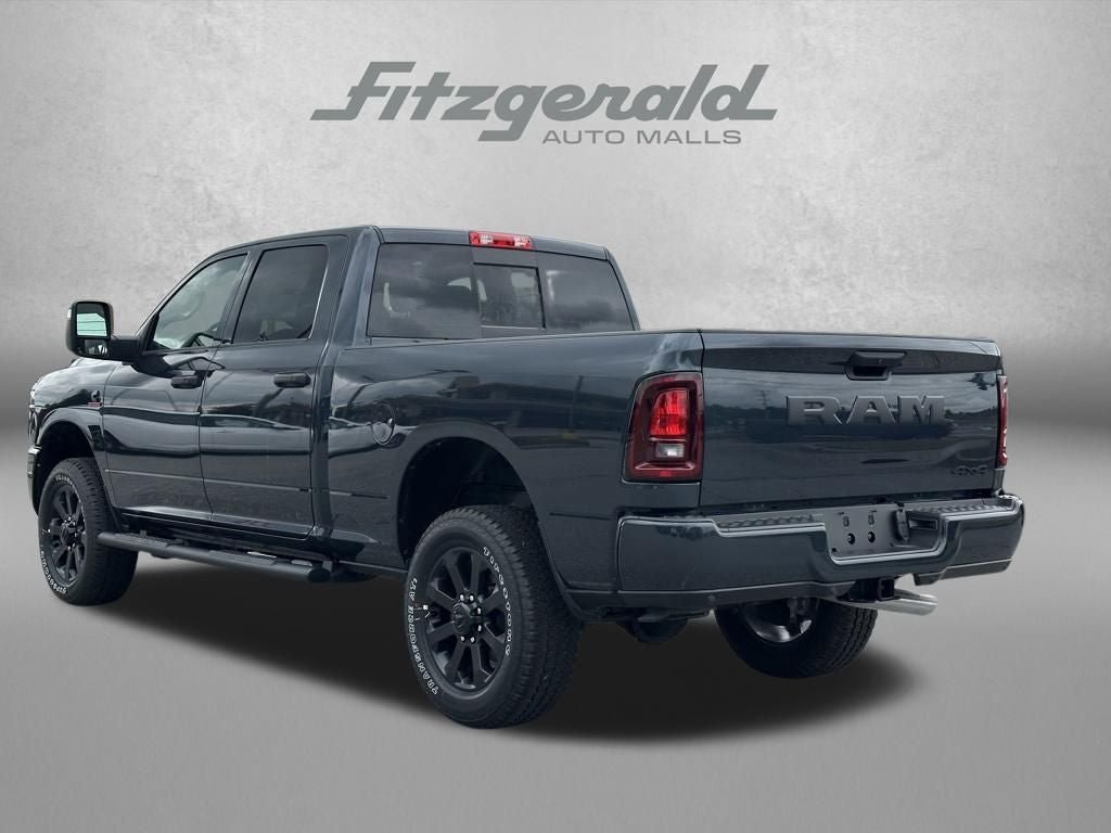 2026 RAM Ram 2500 RAM 2500 BLACK EXPRESS CREW CAB 4X4 6'4' BOX